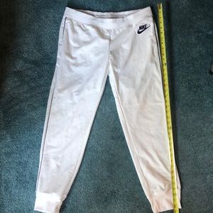 Women’s NIKE drawstring/jogger pants.